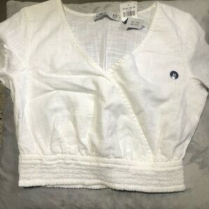 Women’s hollister top